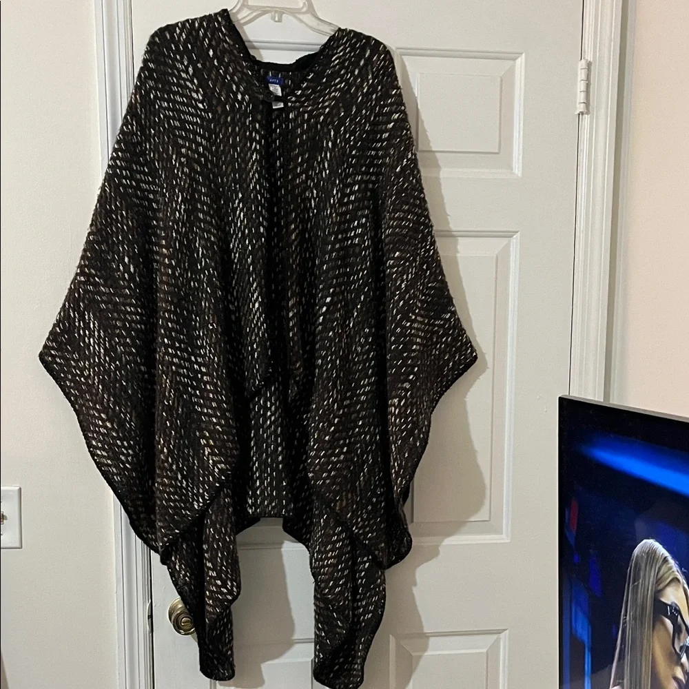 Apt. 9. Black & Brown Patterned Poncho/Cape - Picture 4 of 13